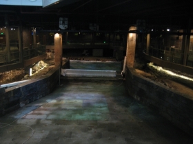 上海で発掘された元代の水閘遺跡